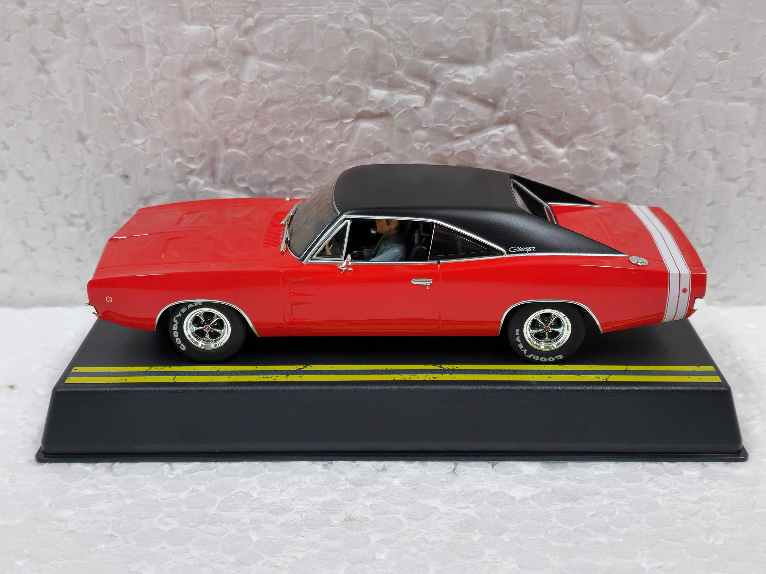 Amazon.com: Pioneer P159 Dodge Charger R/T Hemi 426, Red 1:32 Slot